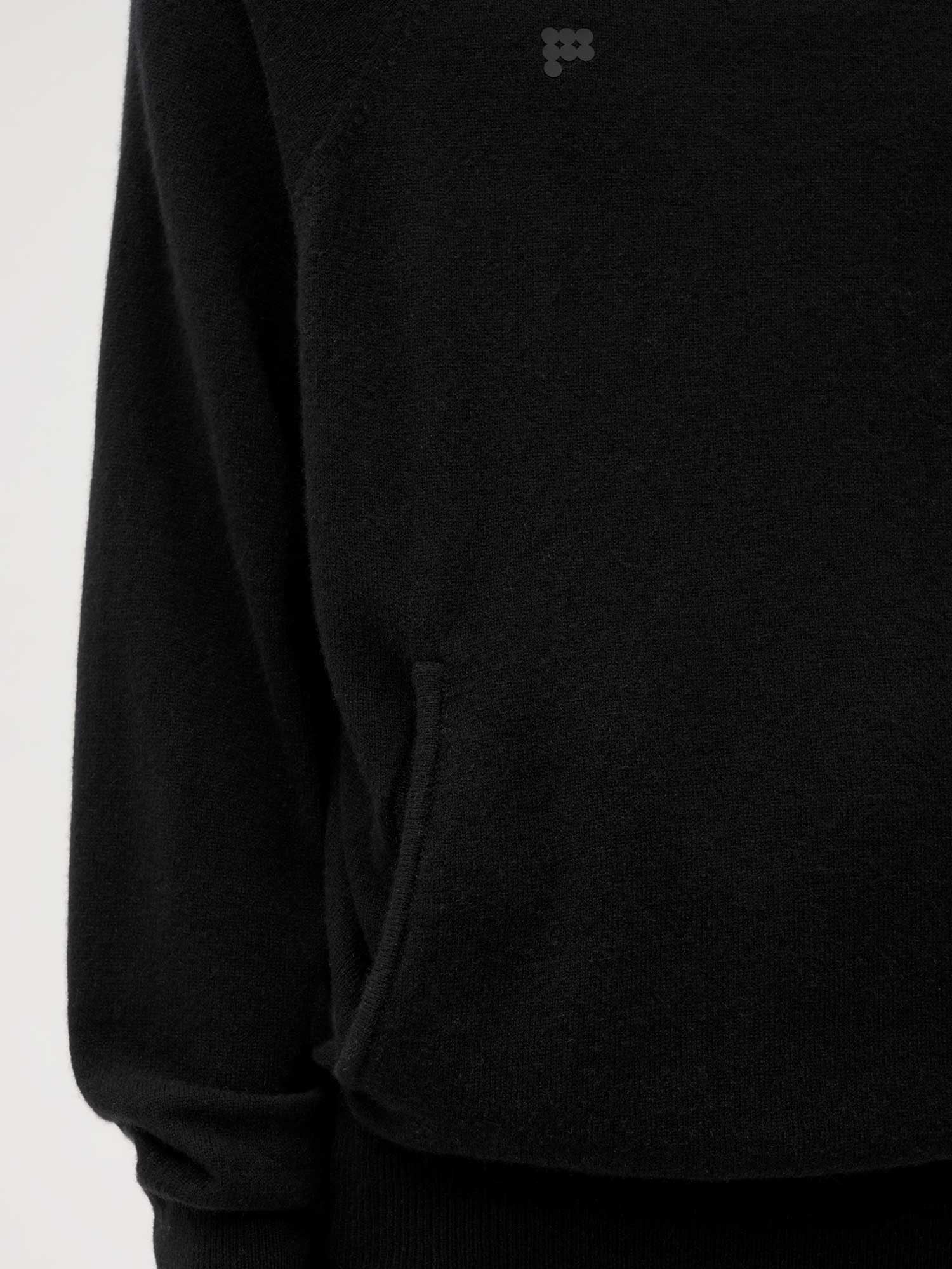 Cashmere-Hoodie-Black-Male-2