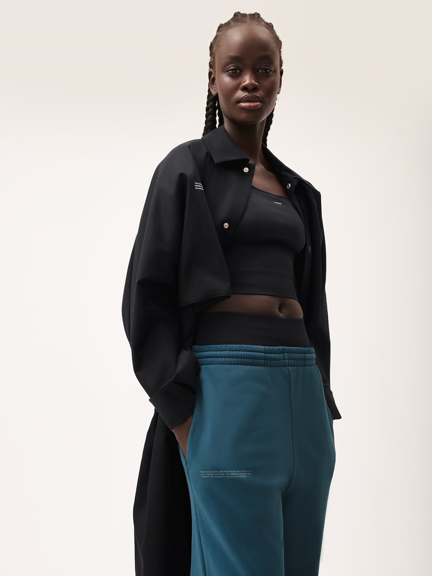 365_Heavyweight_Recycled_and_Organic_Cotton_Barrel_Leg_Track_Pants_Storm_Blue-female-4