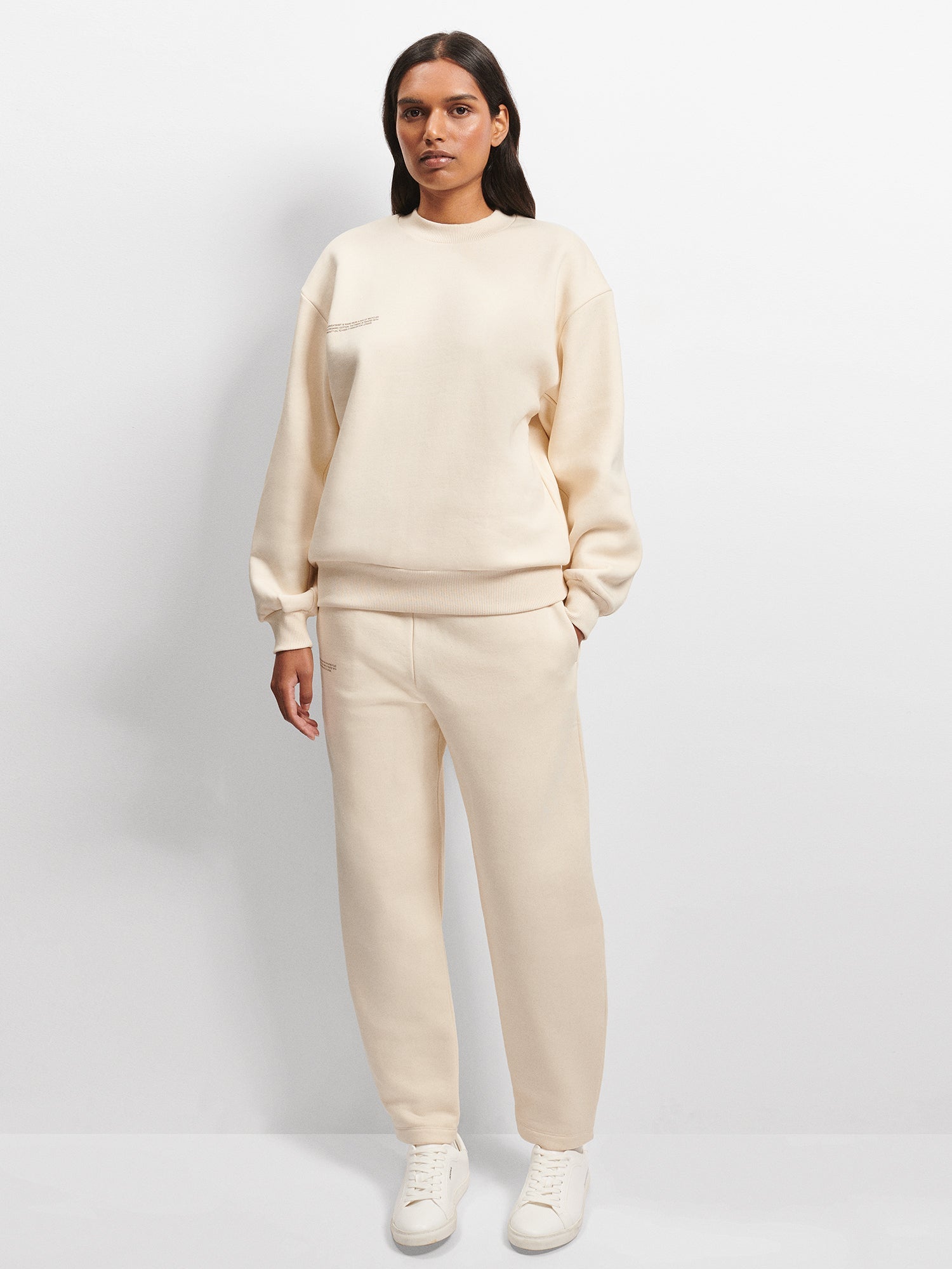 365_Heavyweight_Recycled_and_Organic_Cotton_Barrel_Leg_Track_Pants_Undyed_female-2