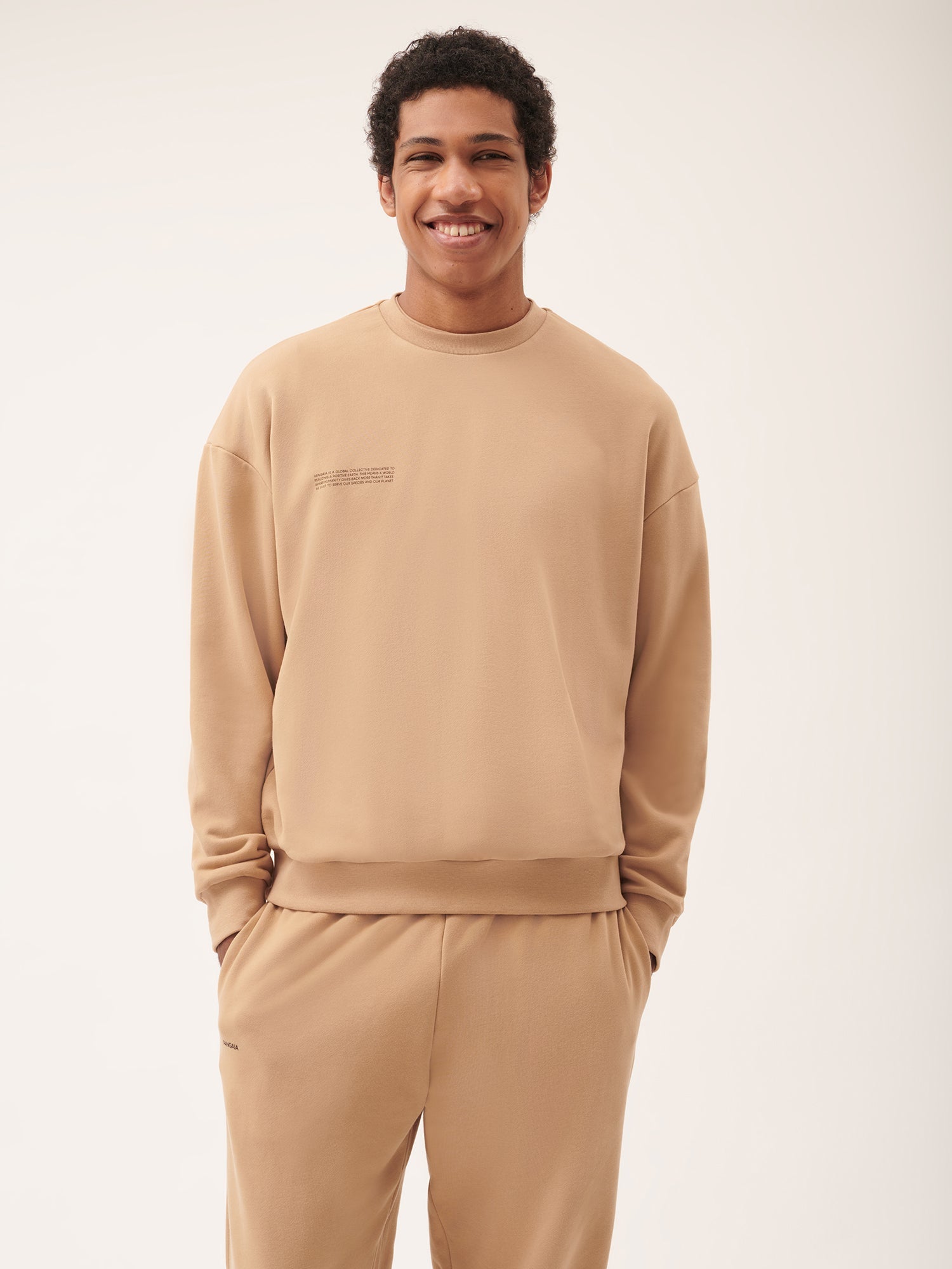 365_Midweight_Sweatshirt_Desert_Camel_Male-1
