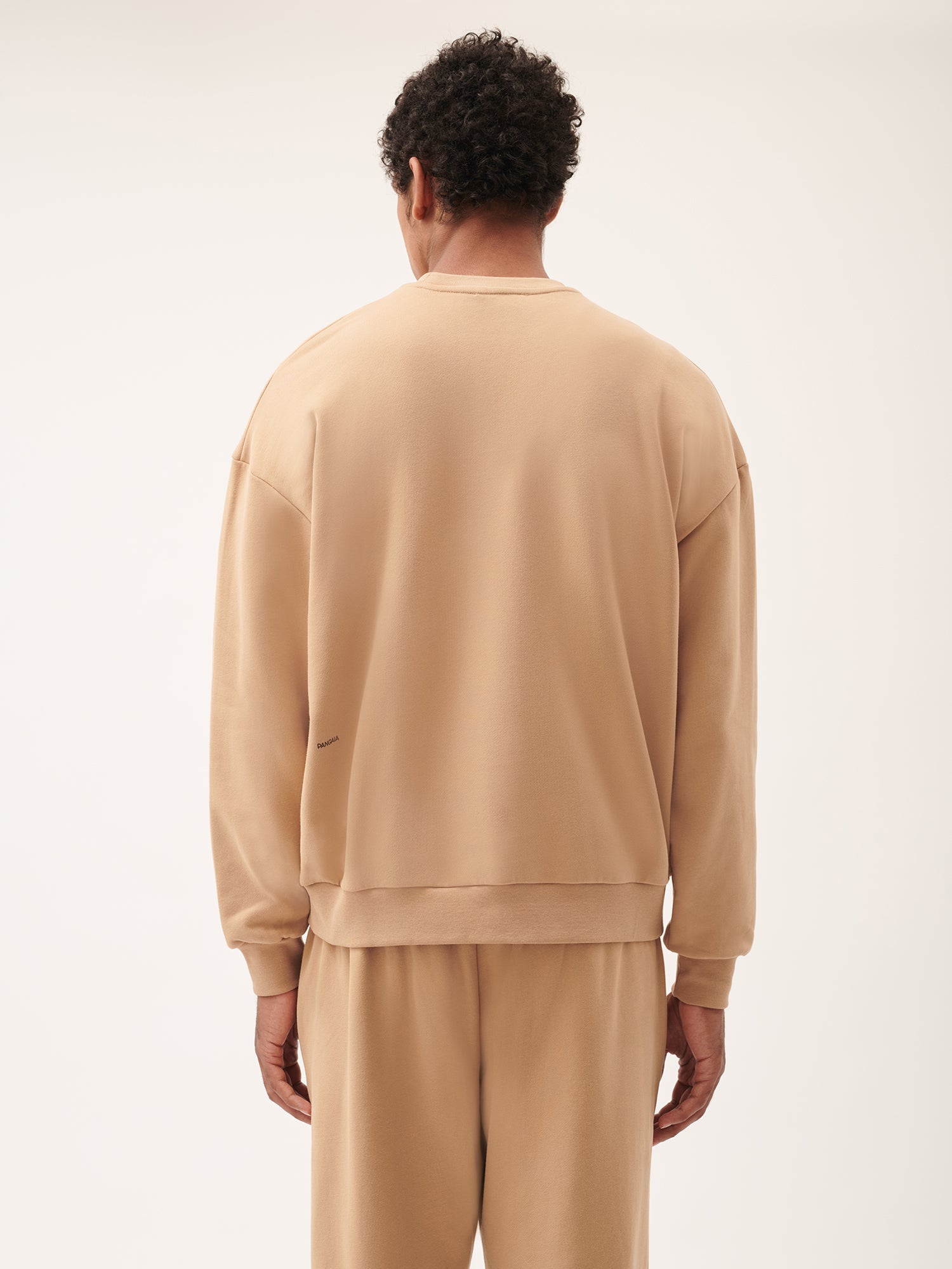 365_Midweight_Sweatshirt_Desert_Camel_Male-2
