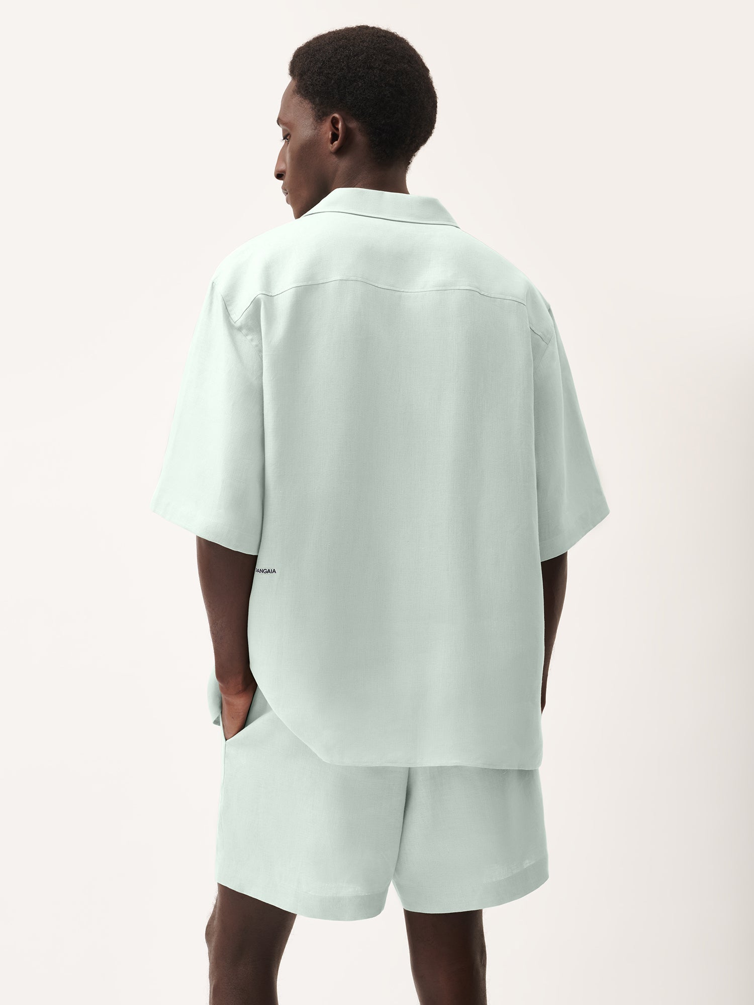 dna-linen-camp-collar-shirt-opal-green-Male-3