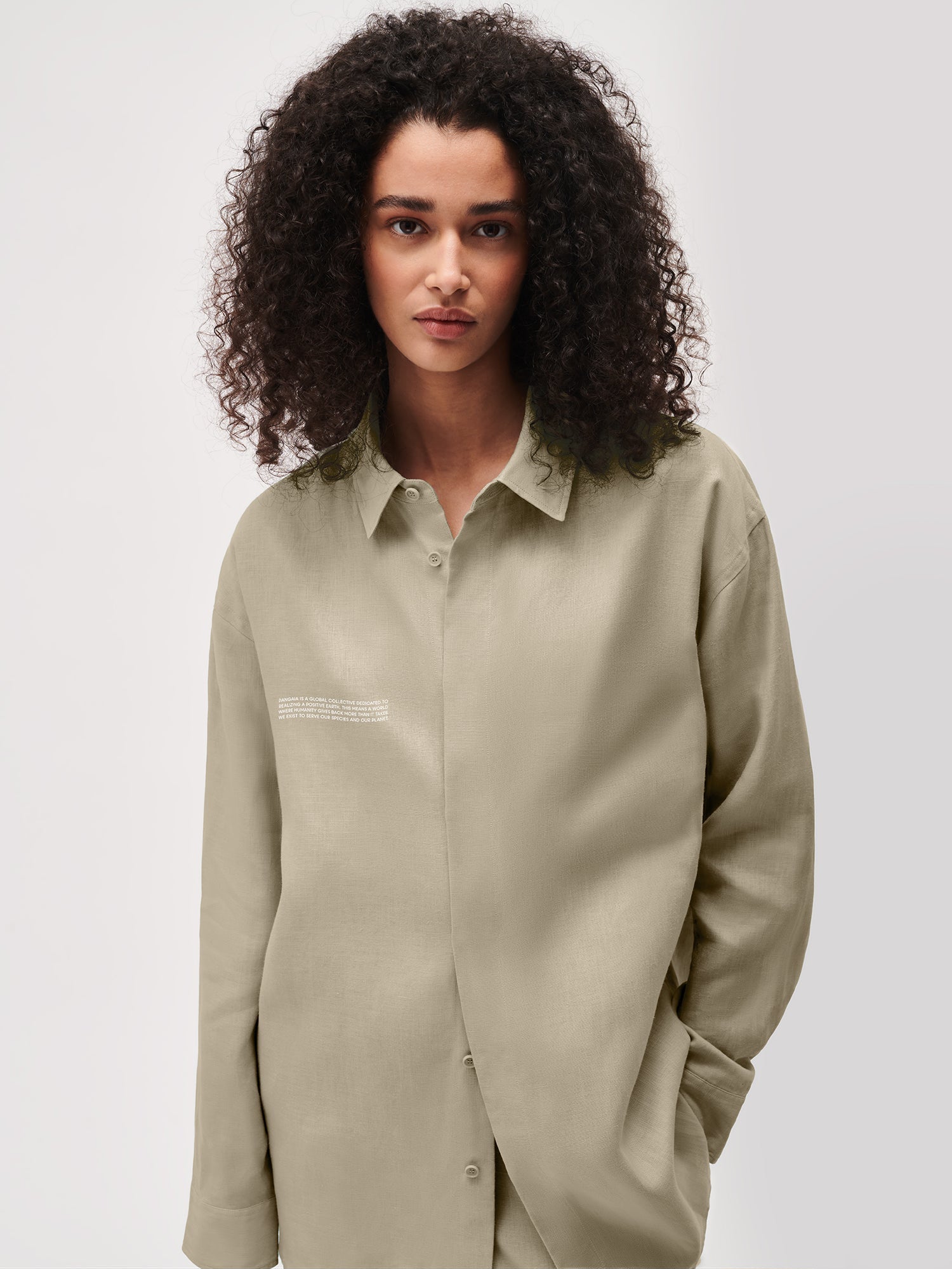 dna-linen-collared-long-sleeve-shirt-cliff-beige-female-2