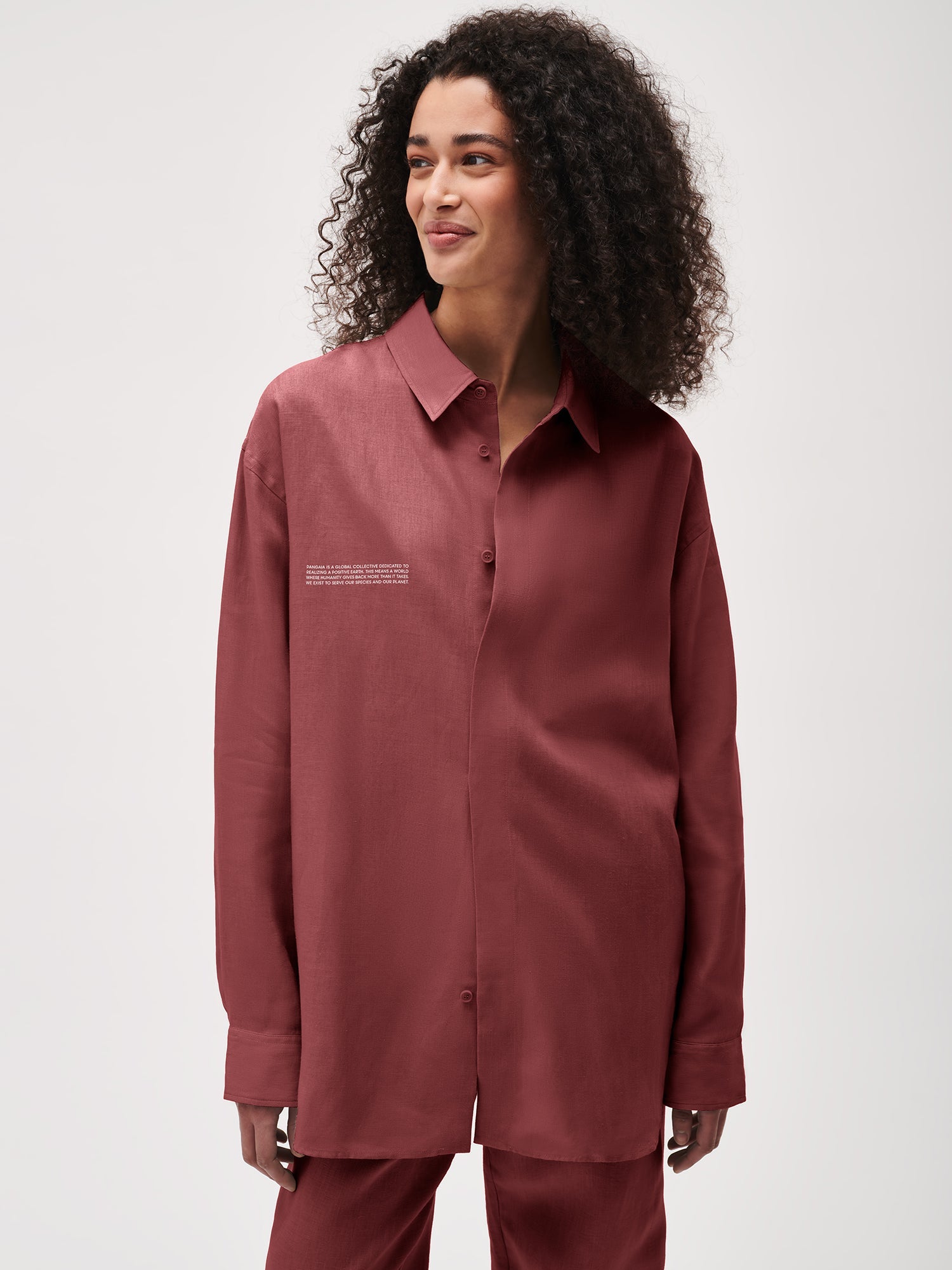 dna-linen-collared-long-sleeve-shirt-garnet-red-female-2