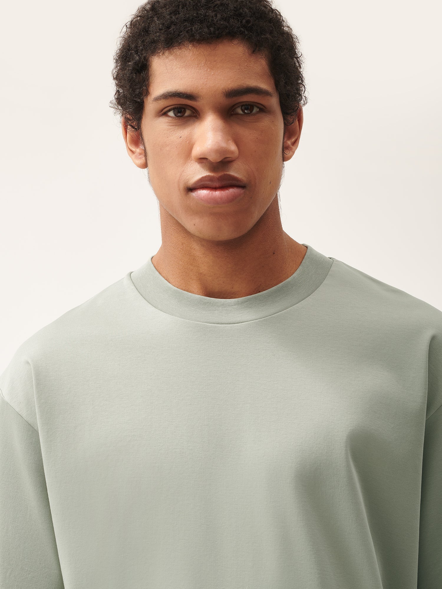 DNA_Oversized_T-Shirt_Moss_Green_Male-3
