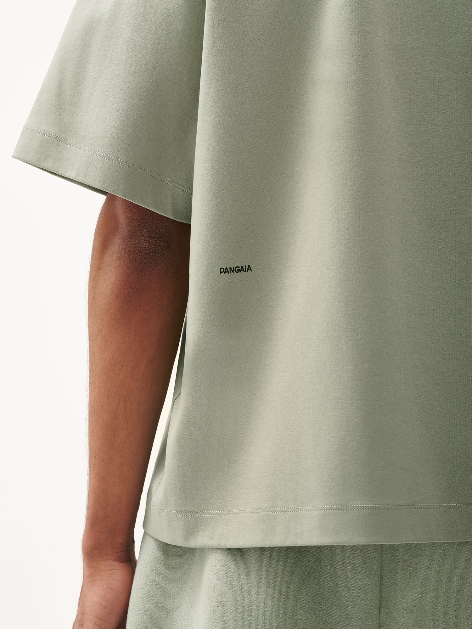 DNA_Oversized_T-Shirt_Moss_Green_Male-3