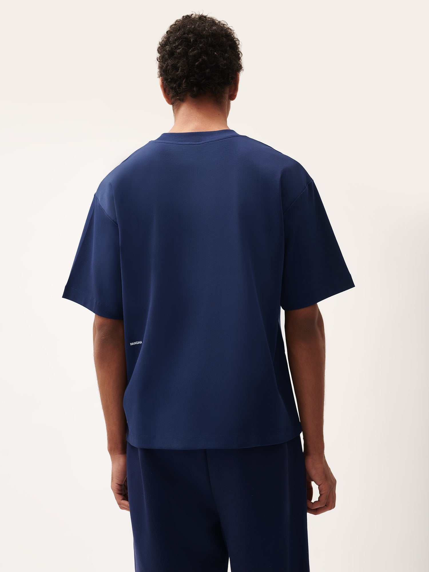 DNA_Oversized_T-Shirt_Navy_Male-2