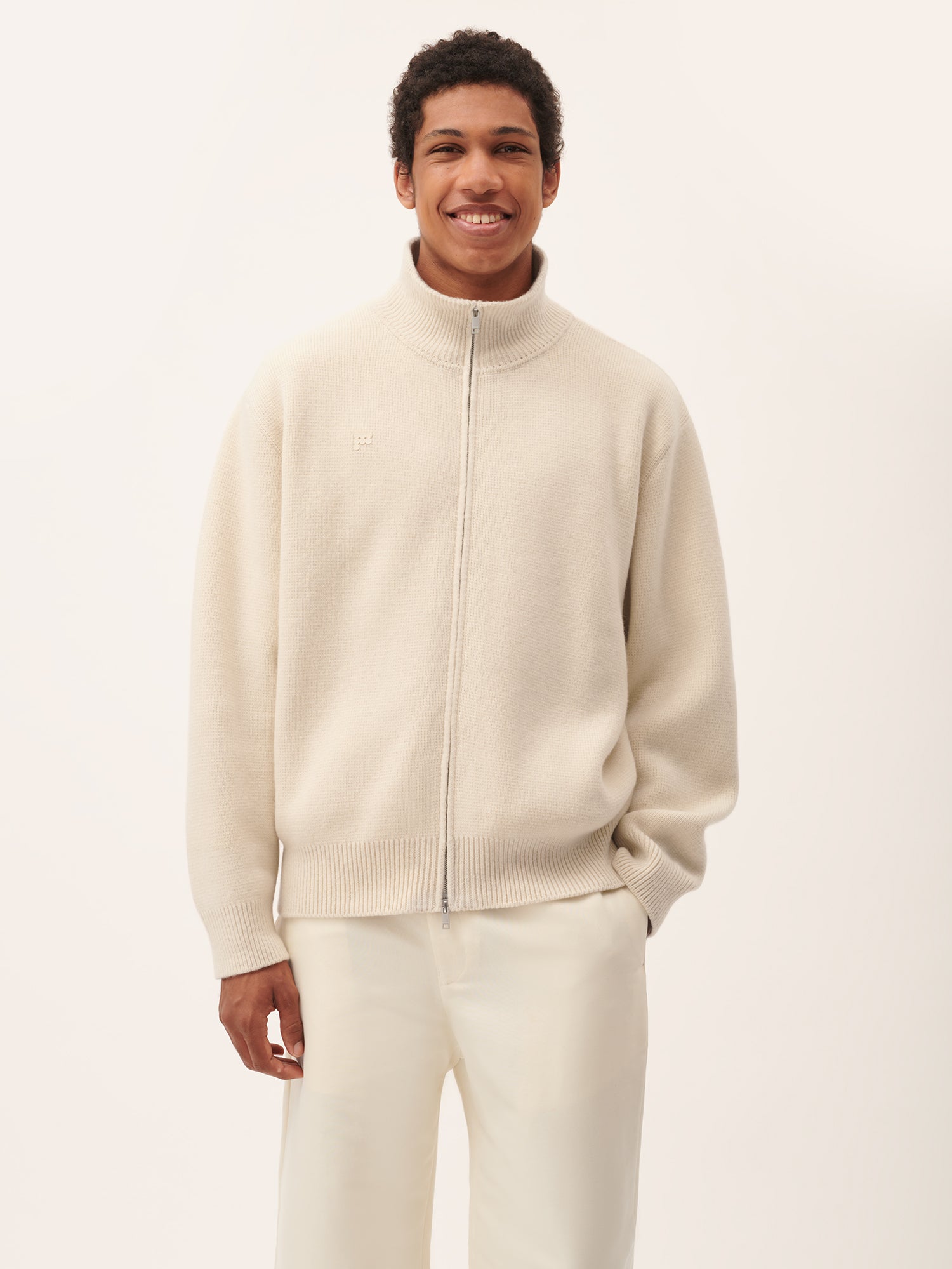 DNA_Recycled_Cashmere_Compact_Zipped_Sweater_Ecru_Ivory_Male
