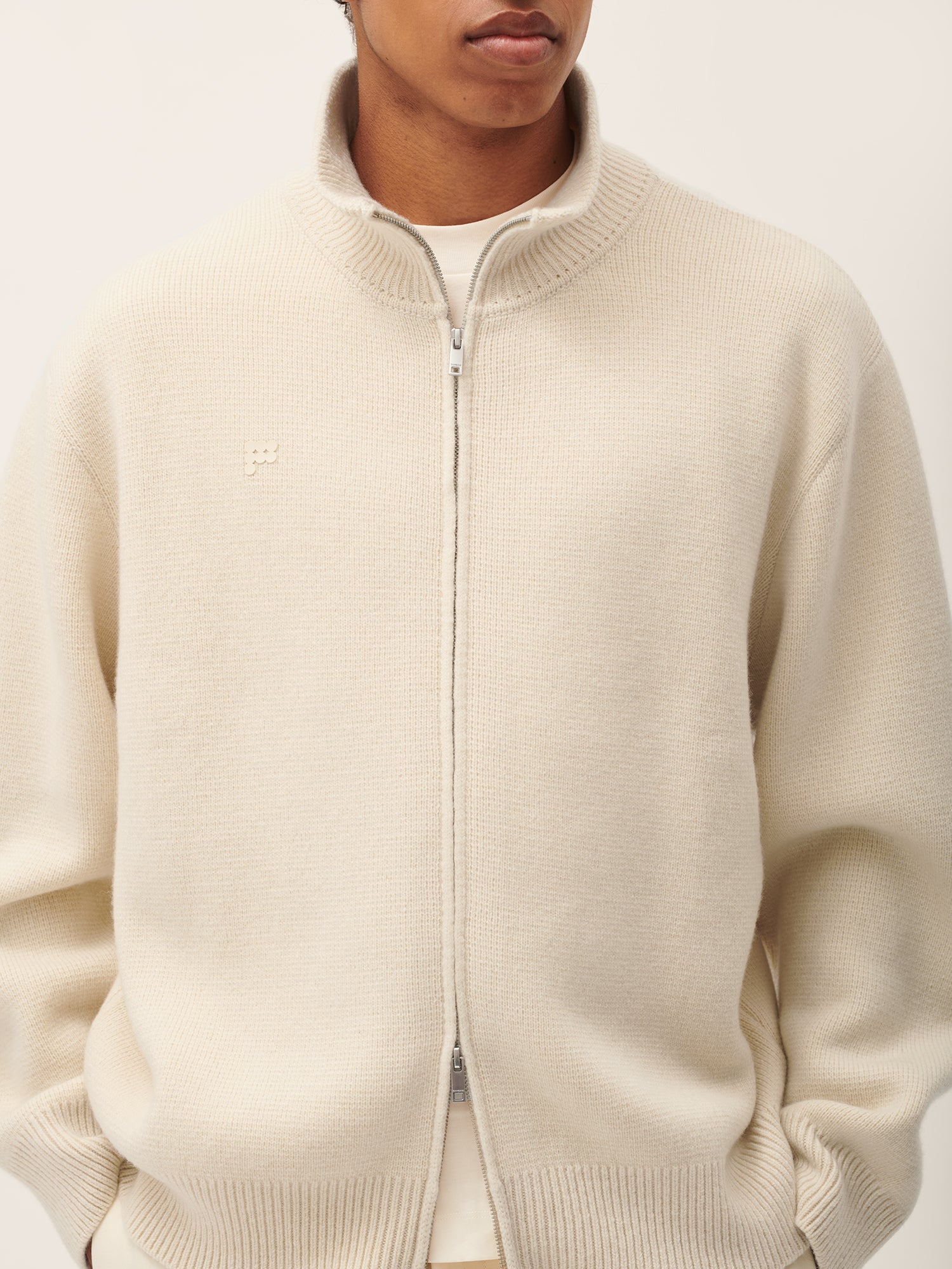DNA_Recycled_Cashmere_Compact_Zipped_Sweater_Ecru_Ivory_Male