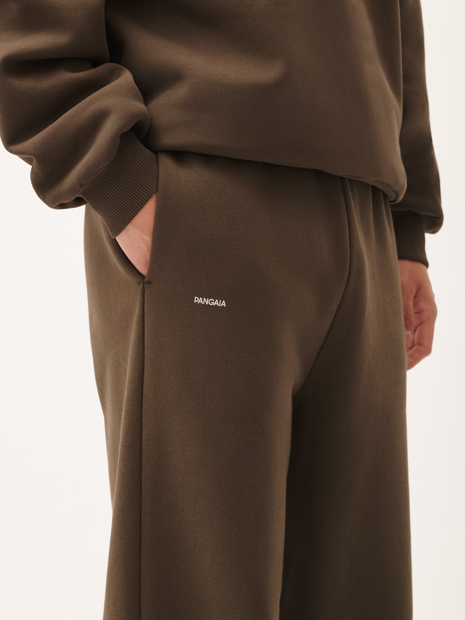 DNA_Straight_Leg_Track_Pants_Cacoa_Brown_male-3