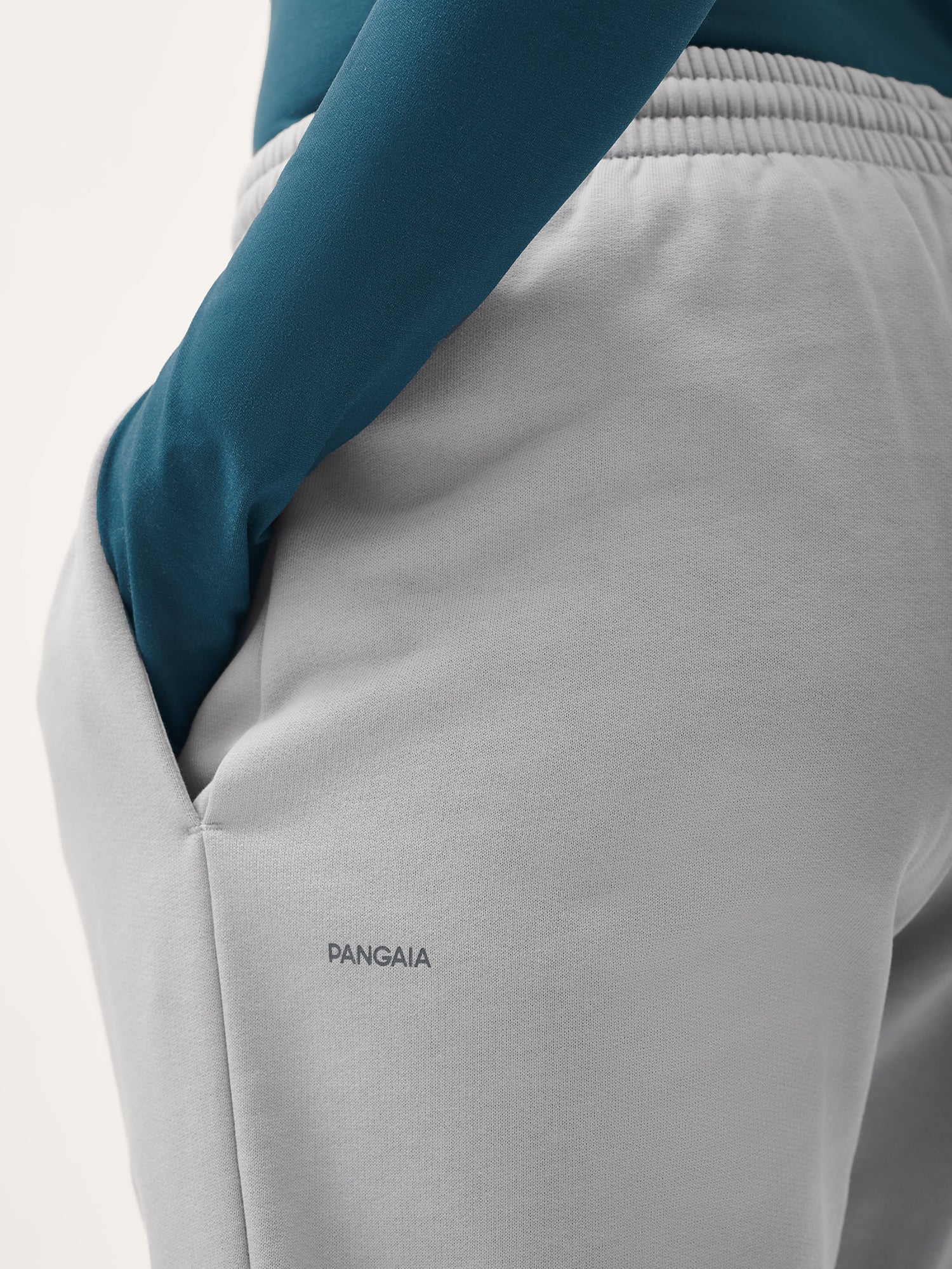 Ficus_Natural_Dye_Track_Pants_Midnight_Fog_Grey-female-5