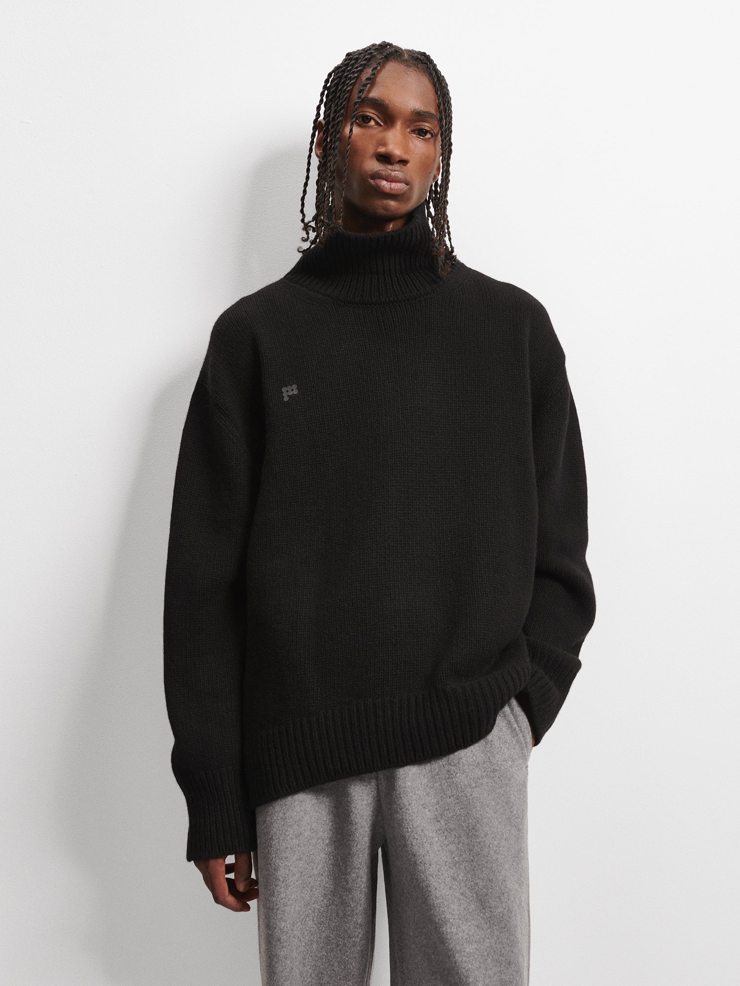 Mens_Recycled_Cashmere_Knit_Chunky_Turtleneck_Sweater_Black-male-1