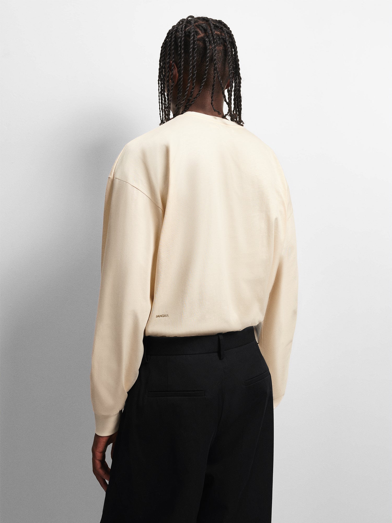 Signature_Long_Sleeve_T_Shirt_Undyed_Male-2