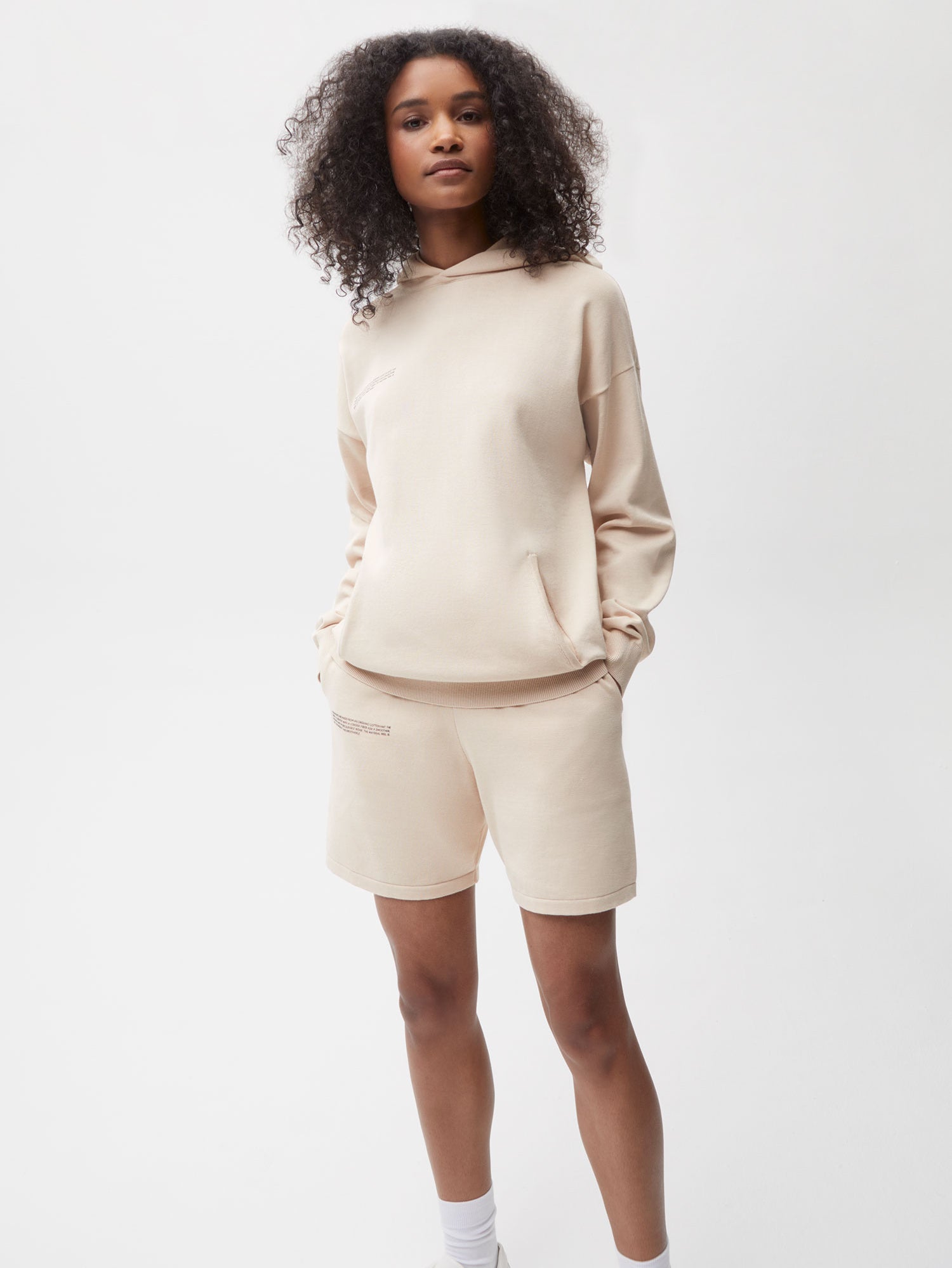 Cotton-Knit-Long-Shorts-Sand-Female-3